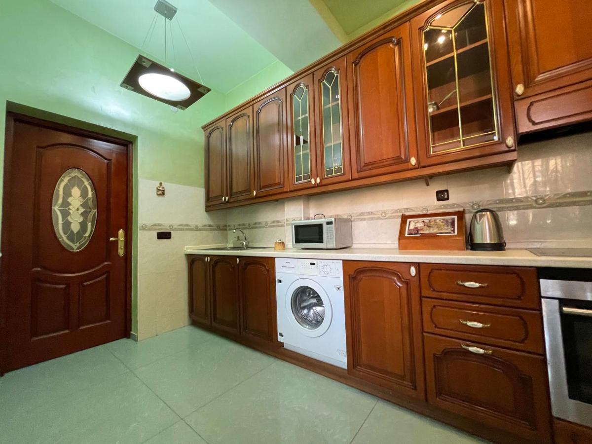 Apartments Emili Yerevan Exterior photo