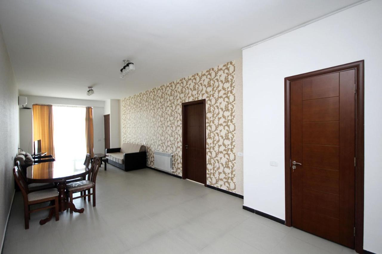 Apartments Emili Yerevan Exterior photo